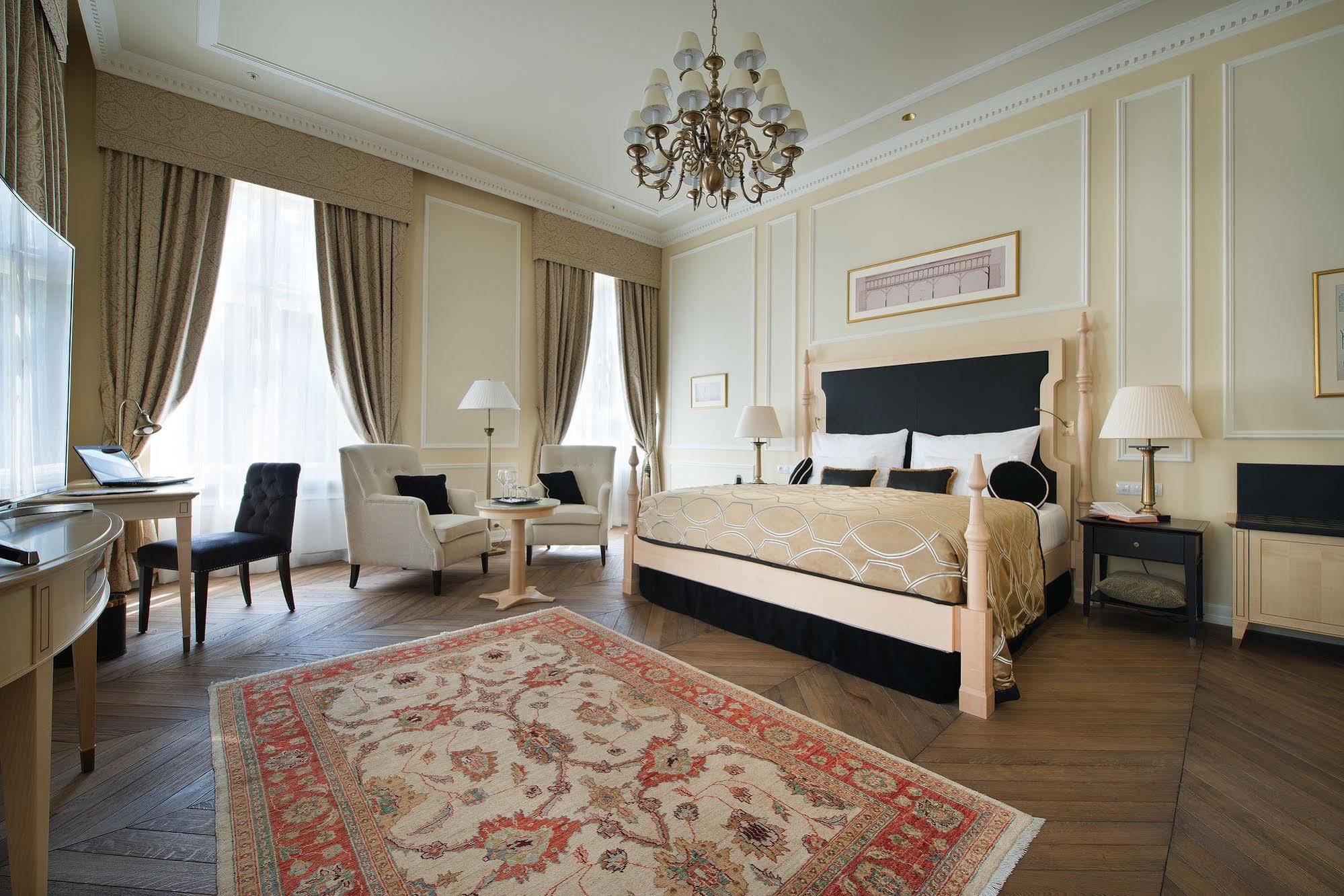 Wilson Palace By Loft Hotel Pressburg